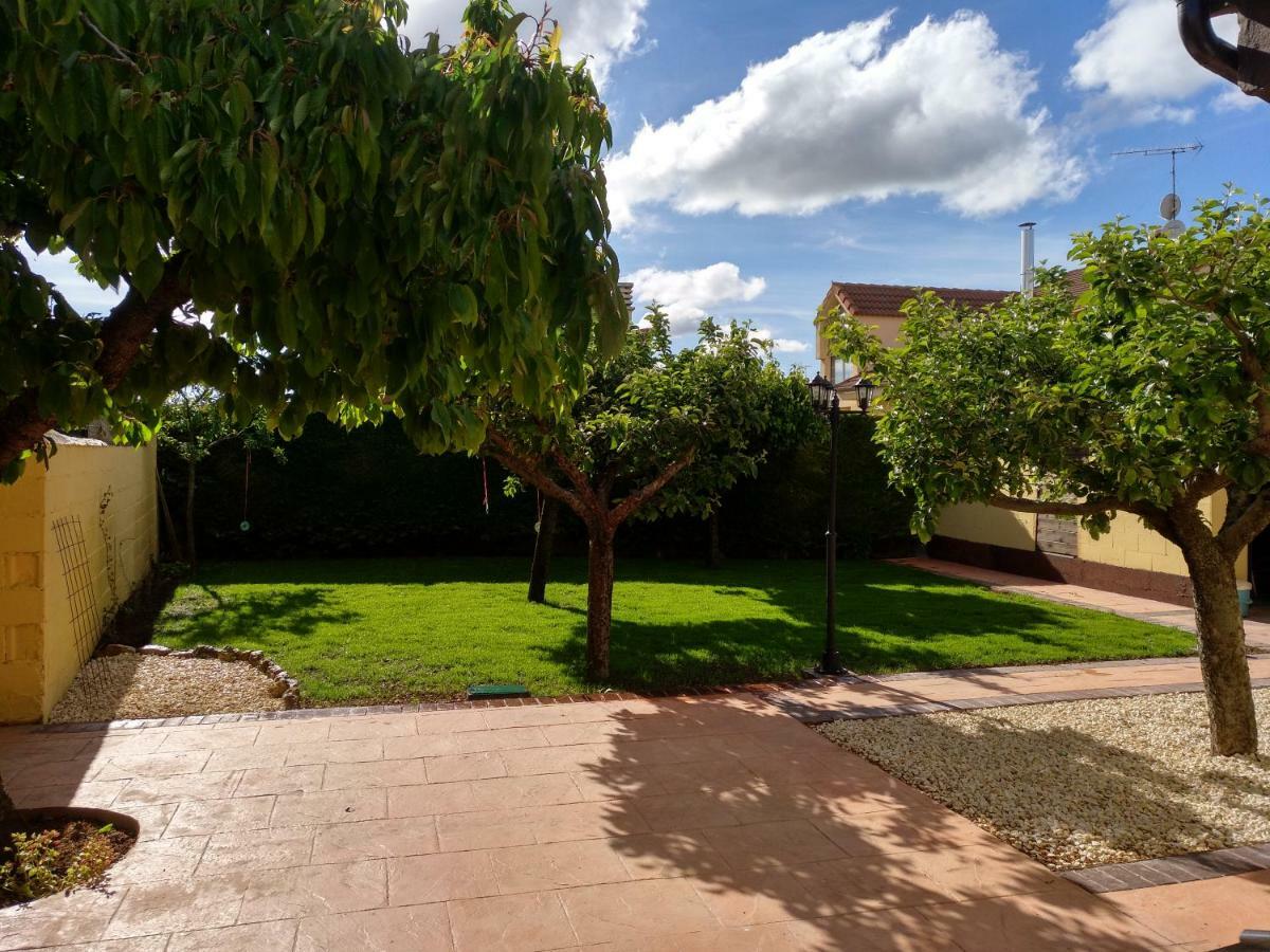 La Casita Del Abuelo Villa Villalmanzo Buitenkant foto
