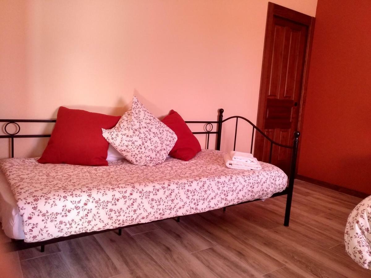 La Casita Del Abuelo Villa Villalmanzo Buitenkant foto