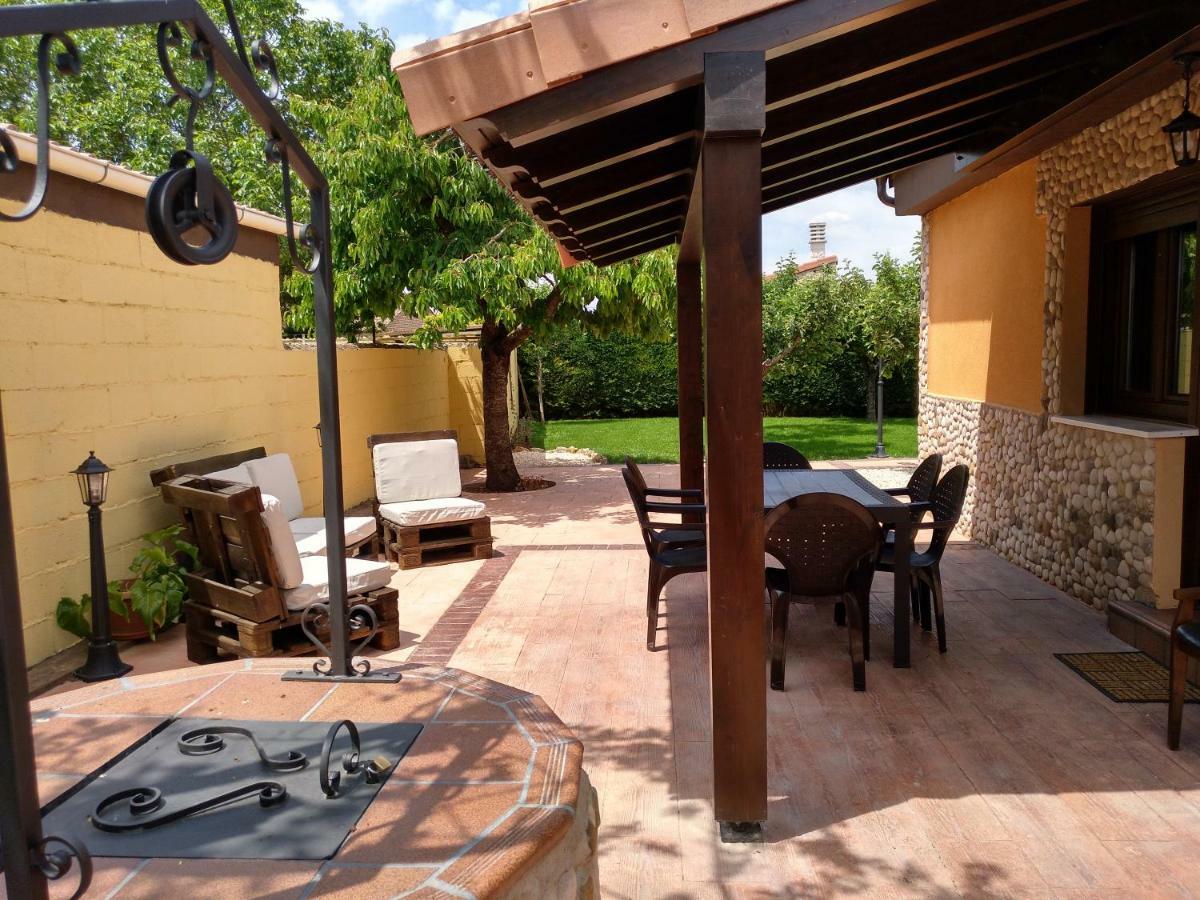 La Casita Del Abuelo Villa Villalmanzo Buitenkant foto